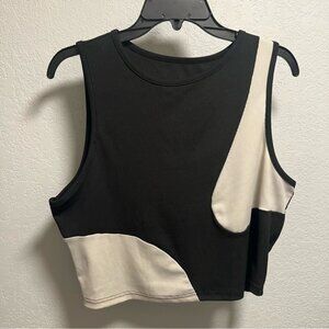 Shein Graphic Cropped Tank NWOT